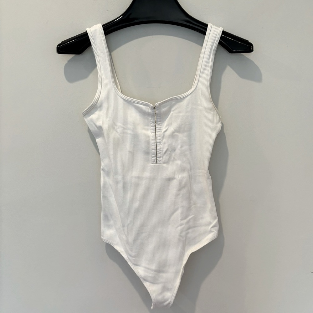 Abercrombie & Fitch White Clasp Chest Tank Bodysuit